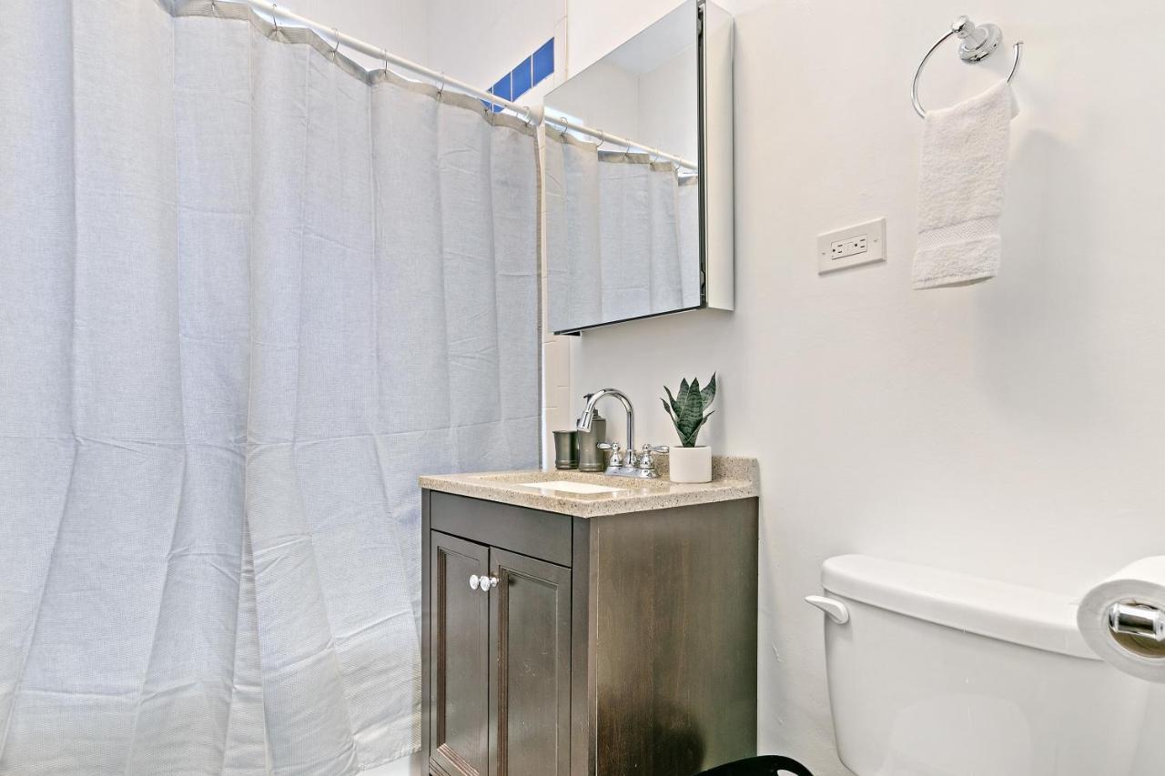 Captivating 1Br Apt With Full Kitchen - Belmont I4 ชิคาโก ภายนอก รูปภาพ